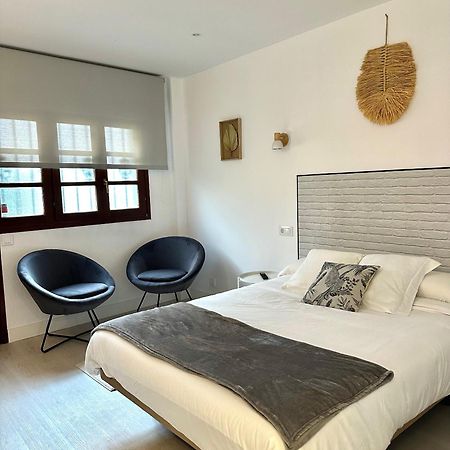 Apartamentos Val De Comillas Kültér fotó