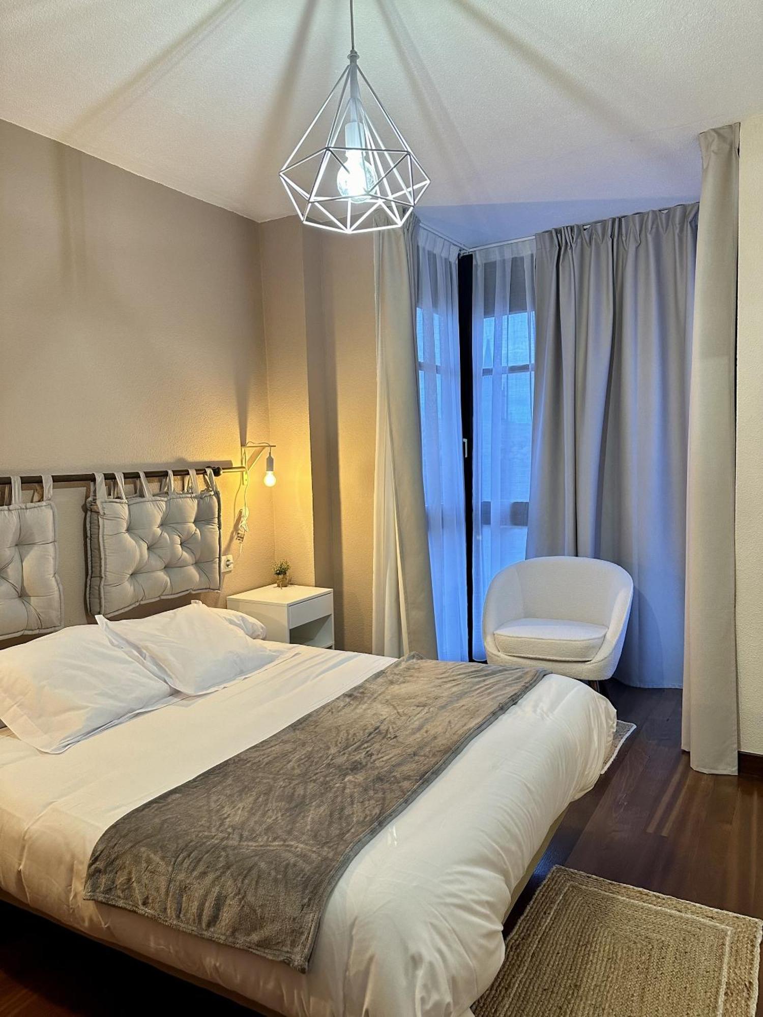 Apartamentos Val De Comillas Kültér fotó