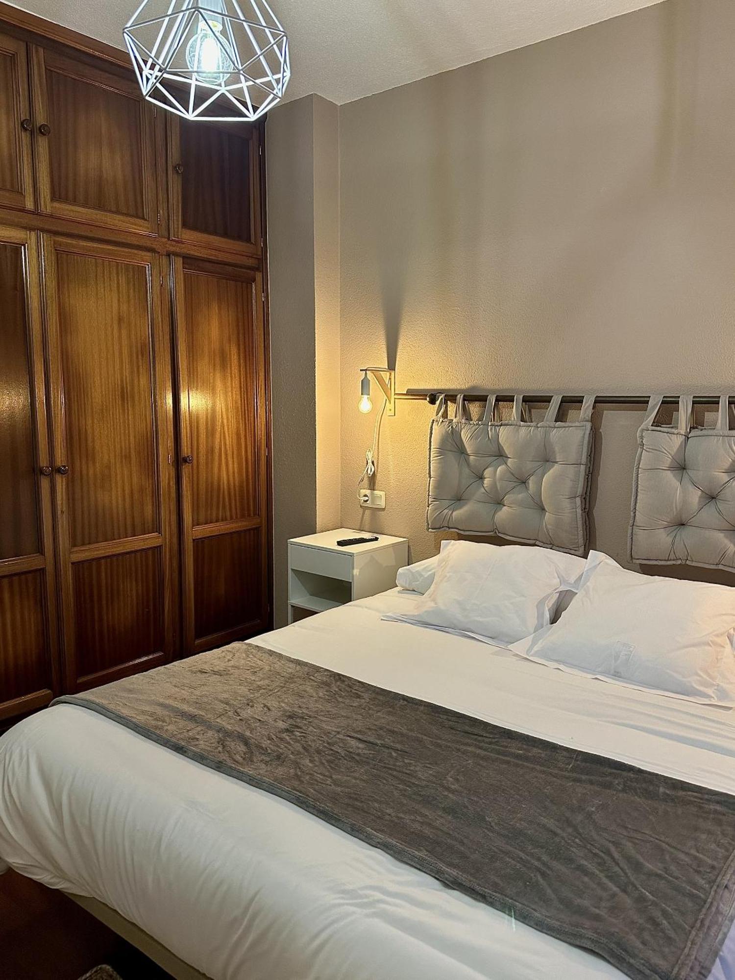 Apartamentos Val De Comillas Kültér fotó